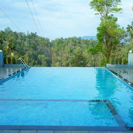 Vythiri Retreat Resort Buitenkant foto