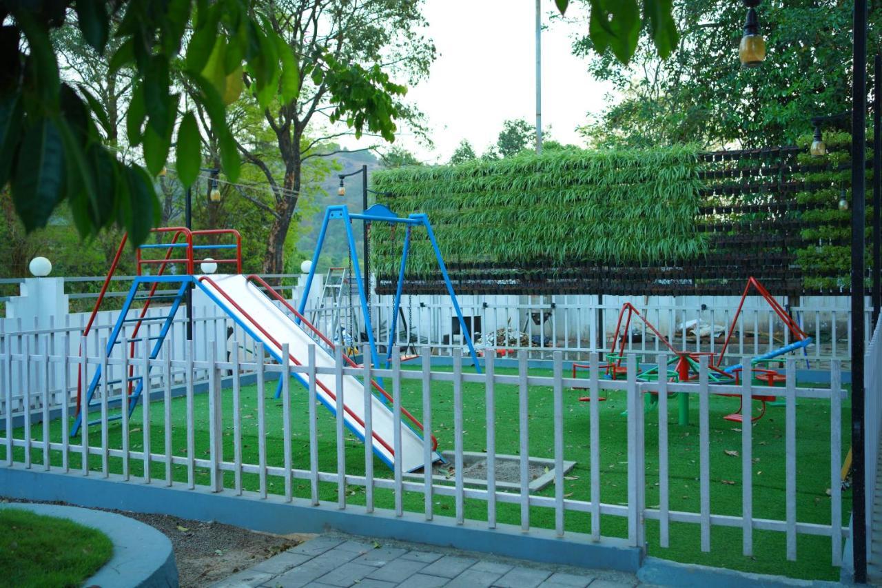 Vythiri Retreat Resort Buitenkant foto